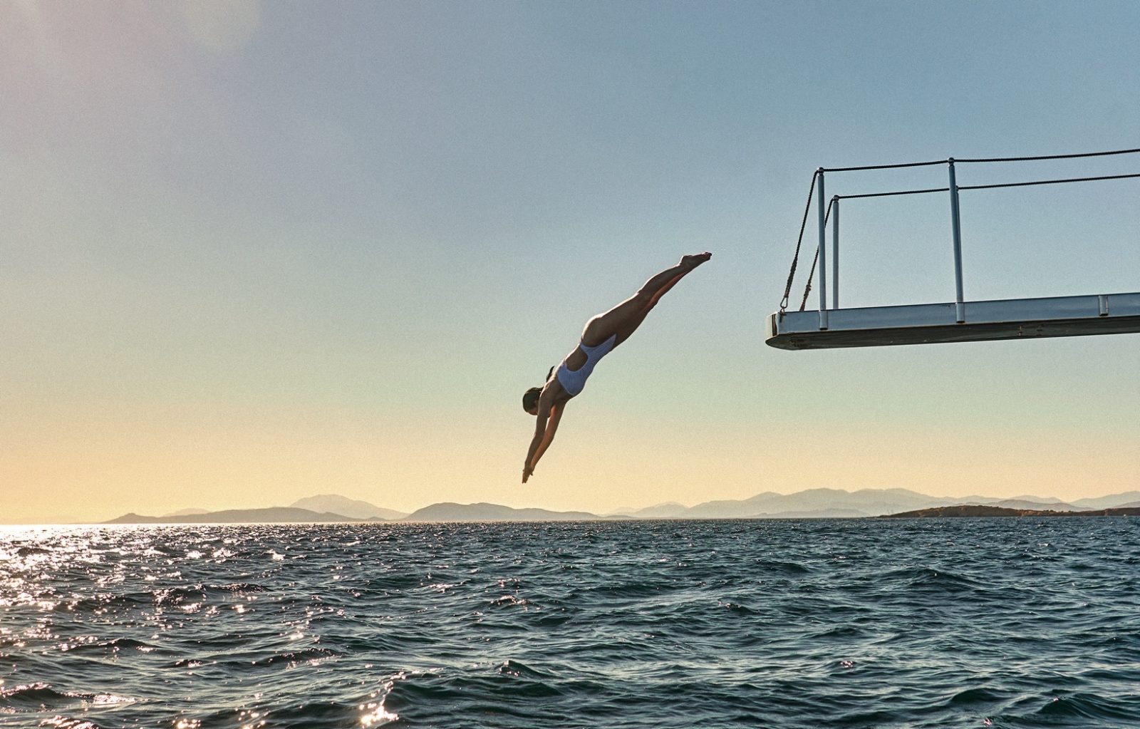 Harper’s Bazaar GR | August 22